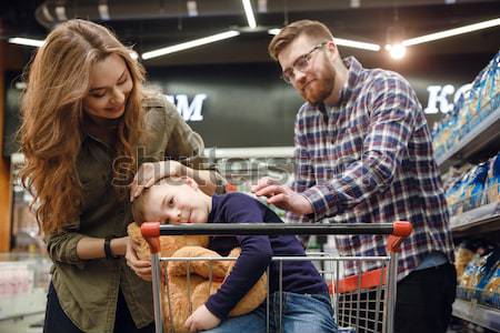 Zijaanzicht bebaarde vader snoep zoon bril Stockfoto © deandrobot