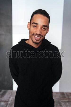 Foto stock: Retrato · sorridente · africano · americano · moço · preto · branco