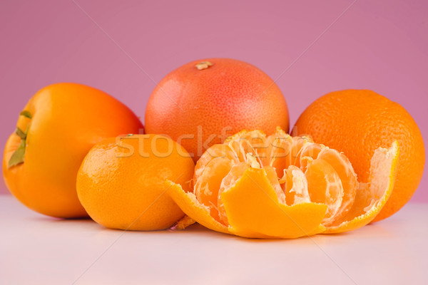 świeże owoce mandarynka persimmon mandarynka pomarańczowy tabeli Zdjęcia stock © deandrobot