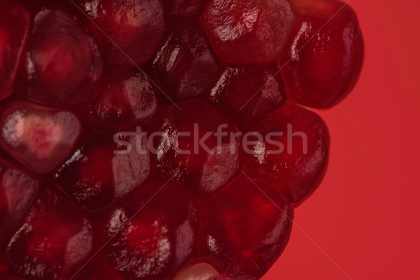 [[stock_photo]]: Vue · grenade · semences · isolé · rouge