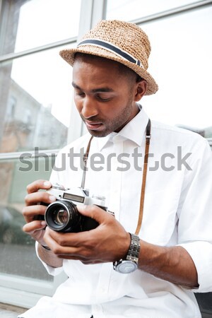 Afro amerikaanse camera straat man haren Stockfoto © deandrobot