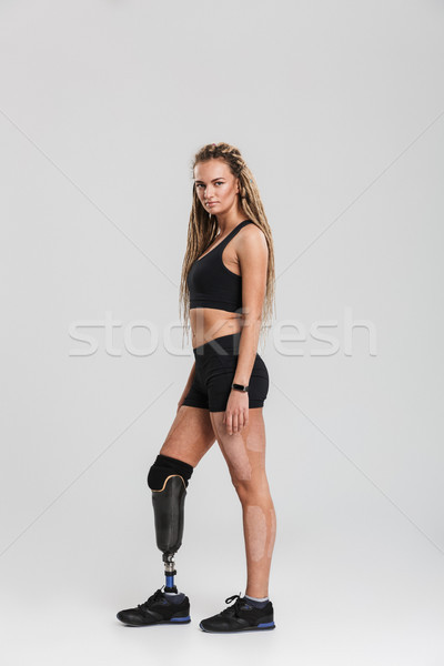Porträt gesunden jungen deaktiviert Sportlerin stehen Stock foto © deandrobot