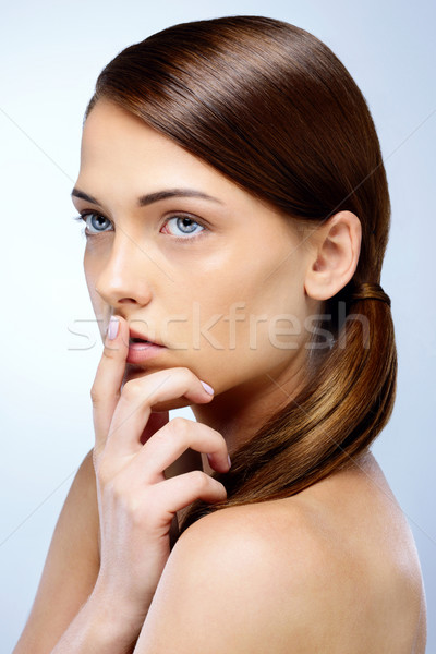 Portret peinzend vrouw vinger lippen Stockfoto © deandrobot