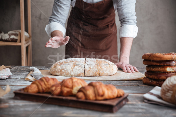 Foto stock: Moço · padeiro · cortar · pão · imagem · comida