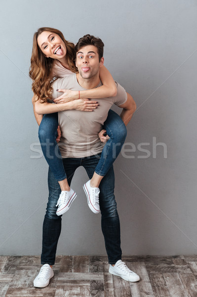 [[stock_photo]]: Portrait · excité · homme · petite · amie