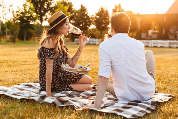 Foto stock: Amoroso · casal · sessão · namoro · potável · vinho