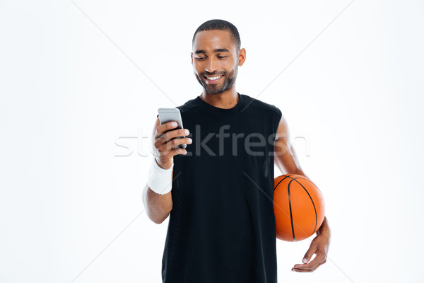 [[stock_photo]]: Souriant · jeunes · permanent · écouter · de · la · musique · smartphone