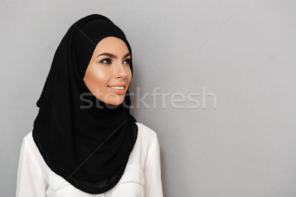Portret Muzułmanin modlitwy kobieta 20s Zdjęcia stock © deandrobot