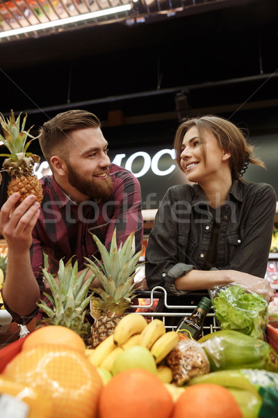年輕 愛 情侶 超級市場 圖像 商業照片 © deandrobot