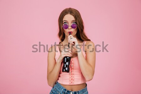 Foto stock: Retrato · tentador · mulher · jovem · maiô · coração