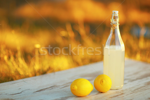 Stockfoto: Limonade · focus · citroen · hout · tabel · drinken