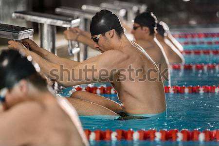 Maschio nuotatore bordo piscina Foto d'archivio © deandrobot