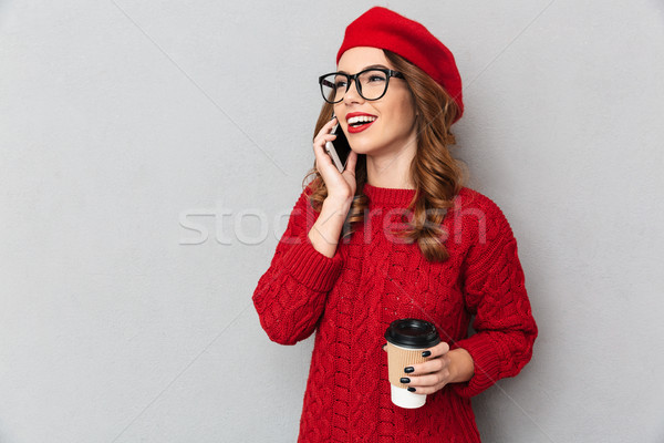 肖像 女子 紅色 毛線衣 眼鏡 商業照片 © deandrobot