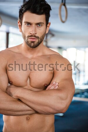 Portret zamyślony muskularny człowiek szary model Zdjęcia stock © deandrobot