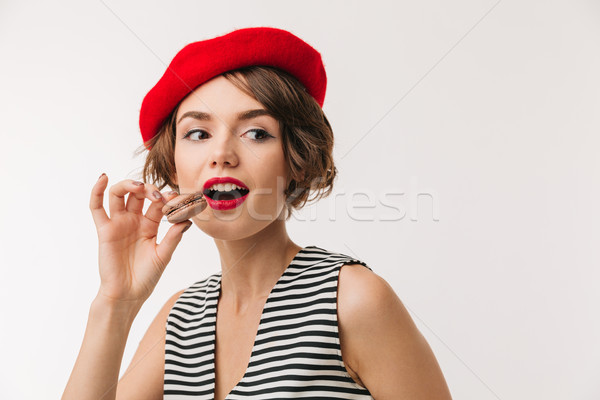 Retrato mujer bonita rojo boina comer Foto stock © deandrobot
