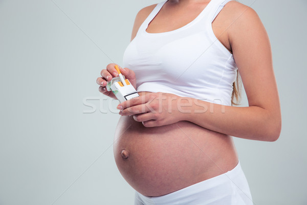 Foto stock: Mulher · grávida · cigarros · retrato · isolado