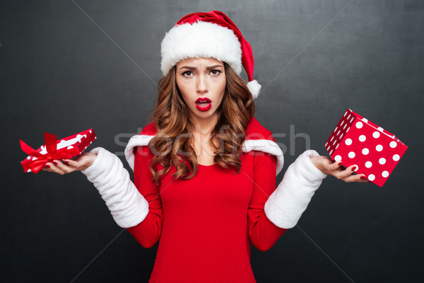 Ontdaan vrouw kerstmis permanente Open aanwezig Stockfoto © deandrobot