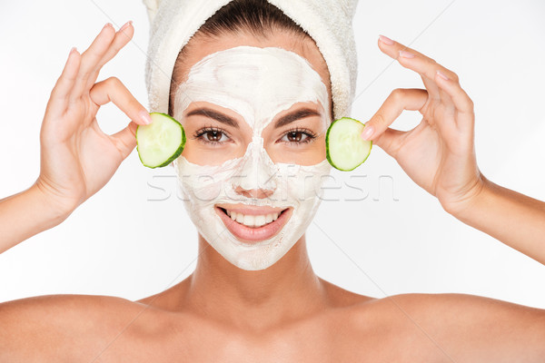 [[stock_photo]]: Belle · femme · concombre · visage · cosmétiques · masque