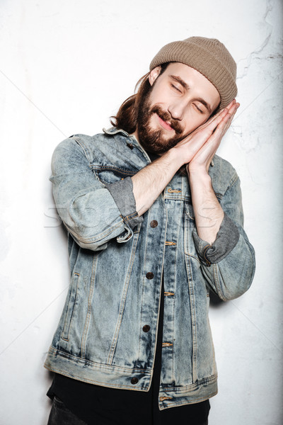 [[stock_photo]]: Jeunes · barbu · homme · dormir