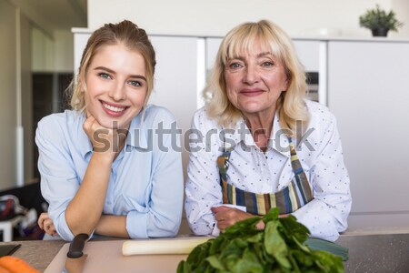 счастливым молодые Lady Домашняя кухня бабушки изображение Сток-фото © deandrobot