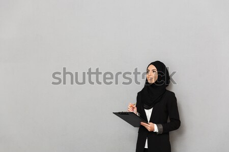 Foto stock: Retrato · sorridente · jovem · árabe · mulher