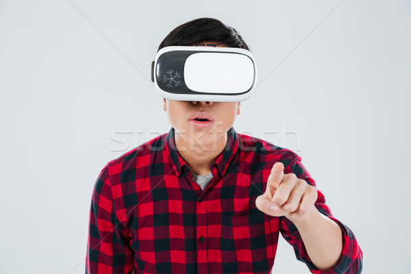 商業照片: 亞洲的 · 男子 · 虛擬 · 現實 · 設備