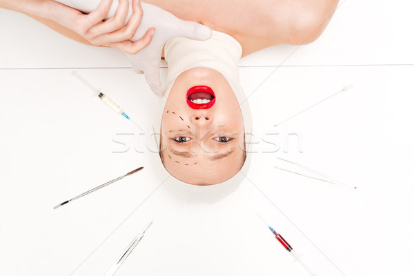 Foto stock: Incomum · mulher · acima · cirúrgico · isolado · branco