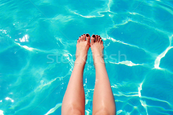 Stok fotoğraf: Portre · ayaklar · yüzme · havuzu · kadın · kız