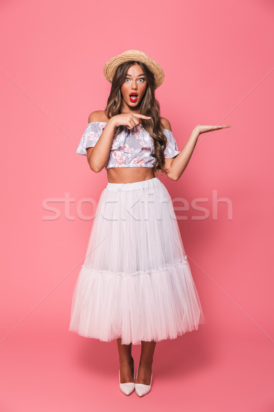 Porträt überraschend Frau 20s tragen Stock foto © deandrobot