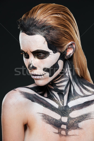 Femeie infricosator speriat machiaj negru modă Imagine de stoc © deandrobot