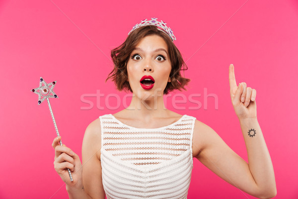 Portret opgewonden meisje kroon Stockfoto © deandrobot