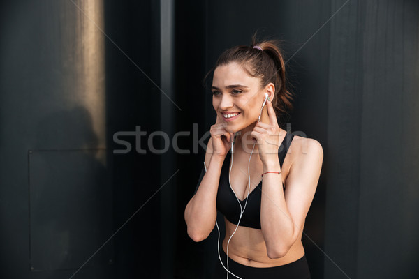 Foto stock: Feliz · jovem · esportes · senhora · em · pé