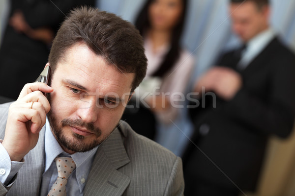 Stockfoto: Portret · volwassen · zakenman · telefoon · kantoor · milieu