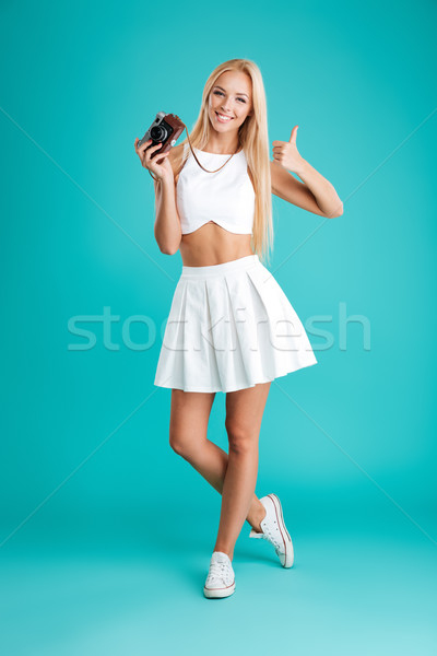 女性 レトロな カメラ 立って ストックフォト © deandrobot