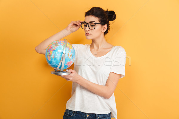 Foto stock: Sério · mulher · óculos · globo