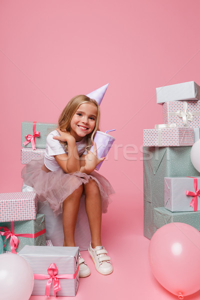 портрет девочку рождения Hat улыбаясь довольно Сток-фото © deandrobot