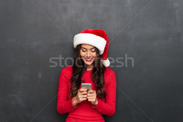 Zâmbitor bruneta femeie roşu bluza Crăciun Imagine de stoc © deandrobot