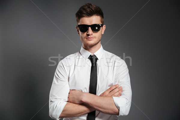 Portret man shirt stropdas permanente jonge Stockfoto © deandrobot