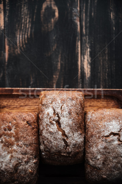 Foto stock: Pão · farinha · escuro · mesa · de · madeira · imagem · padaria