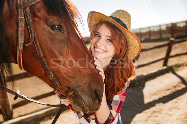 Boldog gyönyörű fiatal nő ló ranch portré Stock fotó © deandrobot