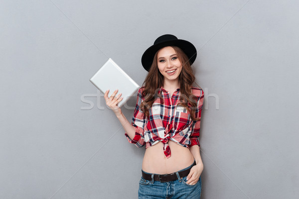 Casual nina sombrero camisa Foto stock © deandrobot