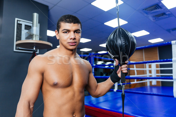 Homme boxeur permanent gymnase regarder caméra [[stock_photo]] © deandrobot