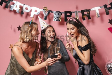 Foto stock: Retrato · feliz · alegre · grupo · amigos · verano