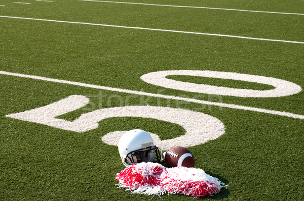 Amerikaanse voetbal helm veld 50 gras Stockfoto © dehooks