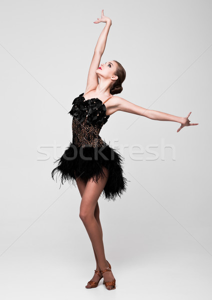 Piękna sala balowa tancerz dziewczyna elegancki stanowią Zdjęcia stock © DenisMArt