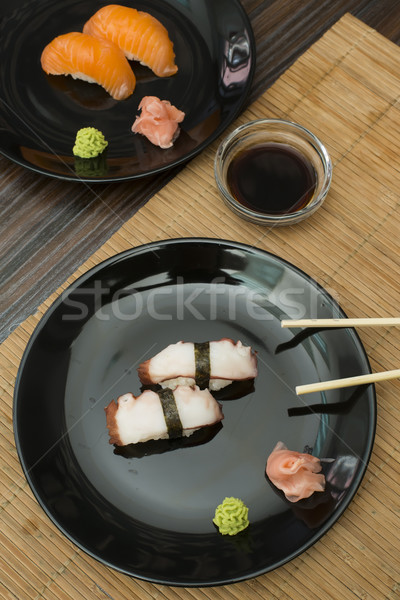 Sushi bar Tabelle Restaurant rot schwarz Stock foto © deyangeorgiev