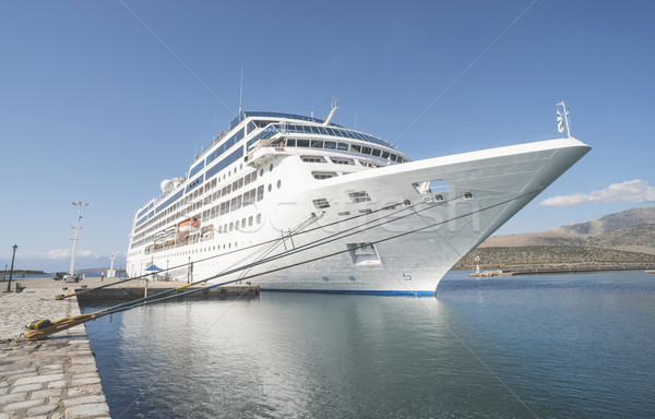 Duży statek pasażerski Grecja morza ocean niebieski Zdjęcia stock © deyangeorgiev