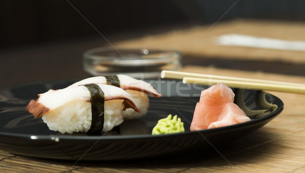Sushi bar mesa restaurante rojo negro Foto stock © deyangeorgiev
