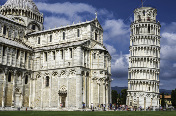 Torre blu nuvoloso cielo costruzione Foto d'archivio © deyangeorgiev