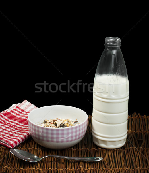 Muesli colazione arco cucchiaio latte isolato Foto d'archivio © deyangeorgiev